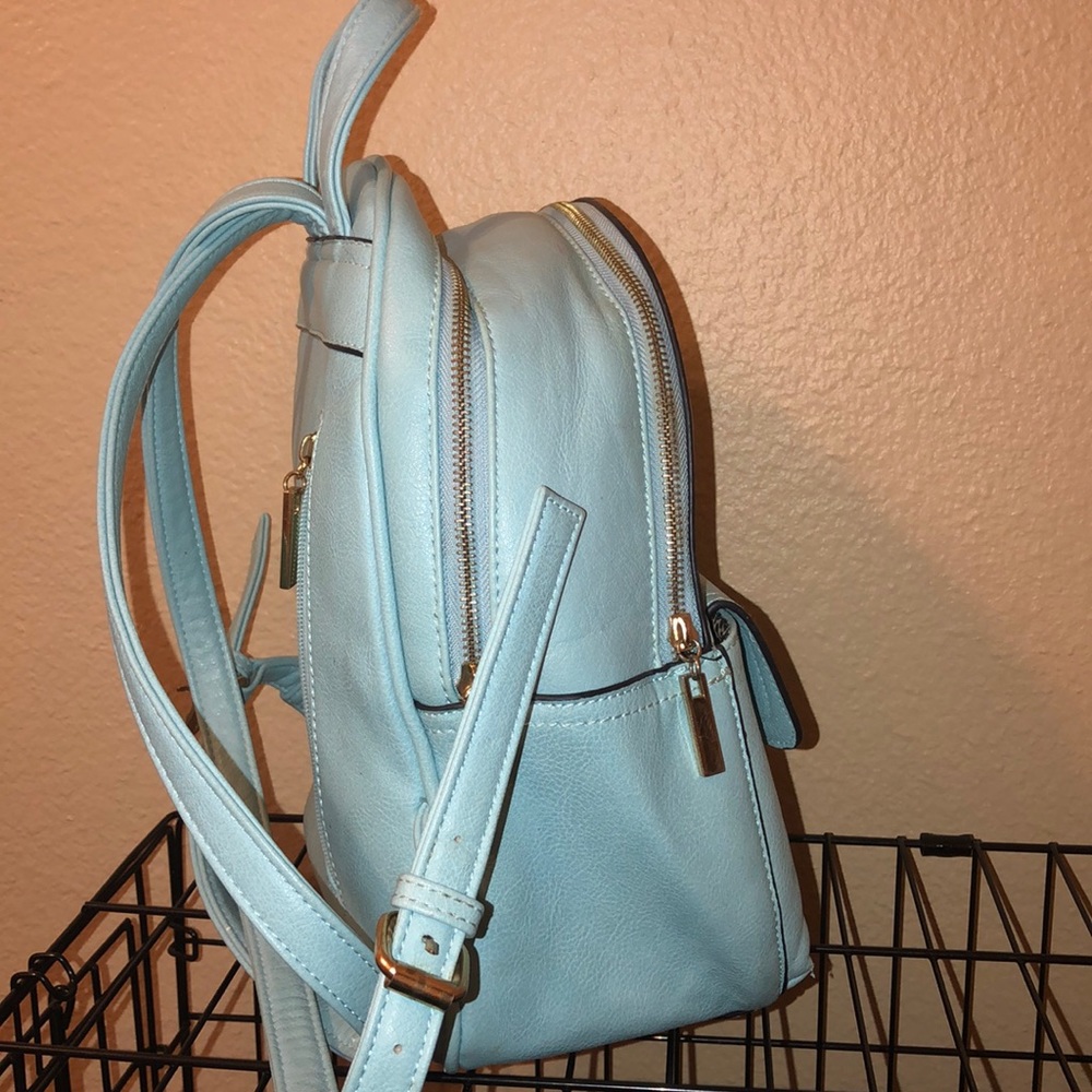 BACKPACK - Picture 3 of 5